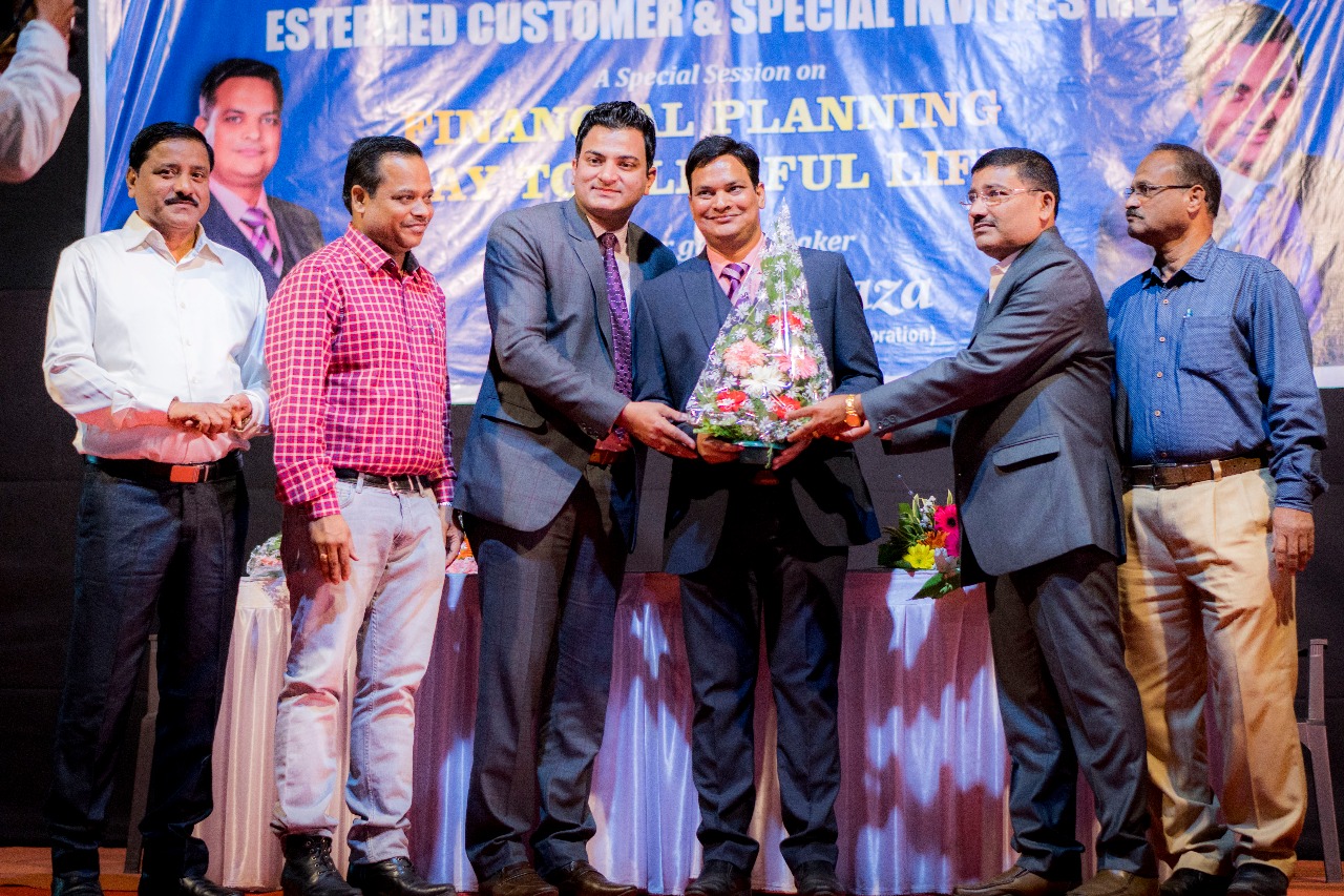 A MOMENT WITH MENTOR KAZIM SIR